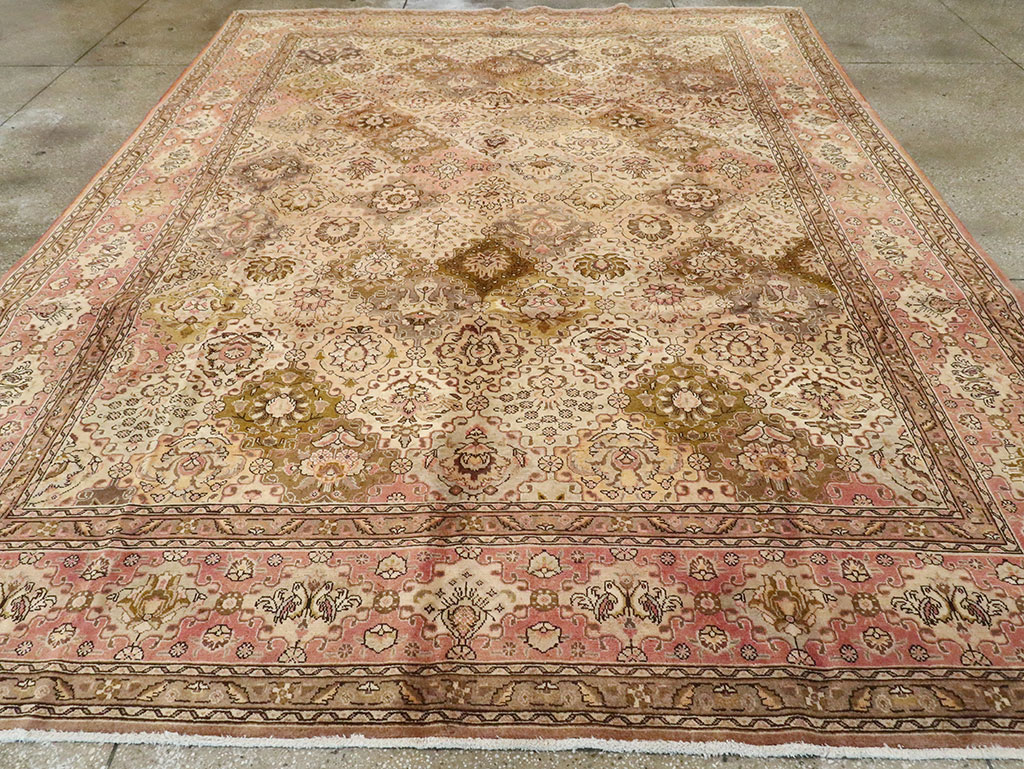 Vintage Persian Tabriz Carpet, No.24321 - Galerie Shabab