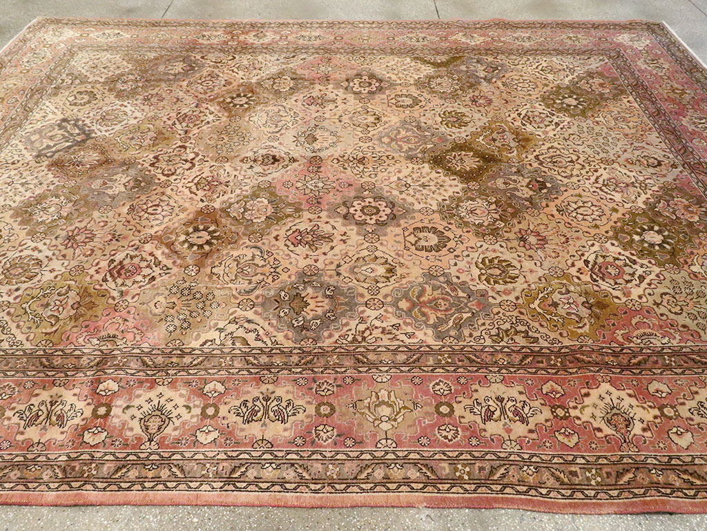 Vintage Persian Tabriz Carpet, No.24321 - Galerie Shabab