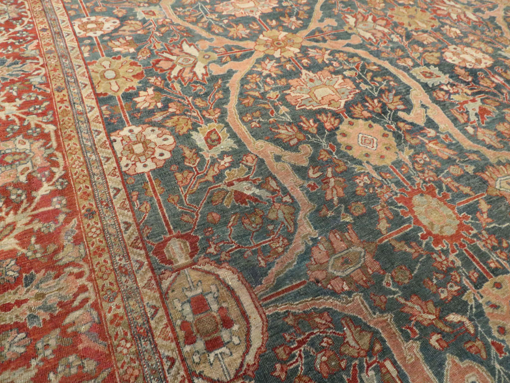 Antique Sarouk Fereghan Persian Room Size Carpet, No.24324 - Galerie Shabab