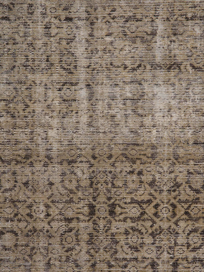 Antique Distressed Malayer Carpet, No.24327 - Galerie Shabab