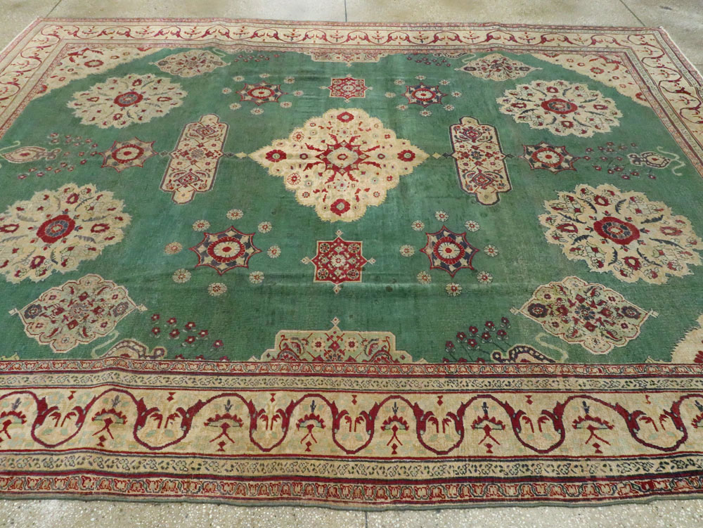 Antique Indian Agra Distressed Carpet, No.24333 - Galerie Shabab