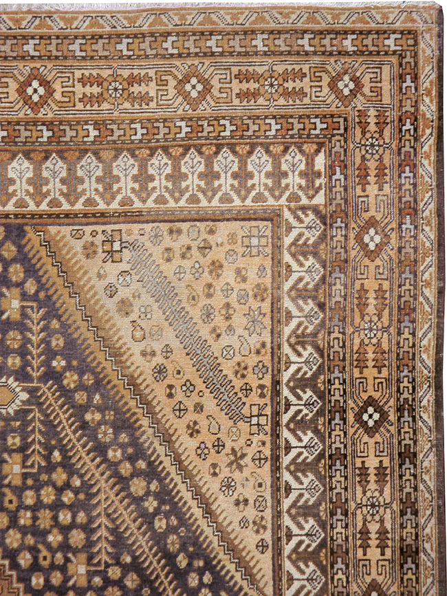Antique East Turkestan Khotan Gallery Carpet, No.24337 - Galerie Shabab