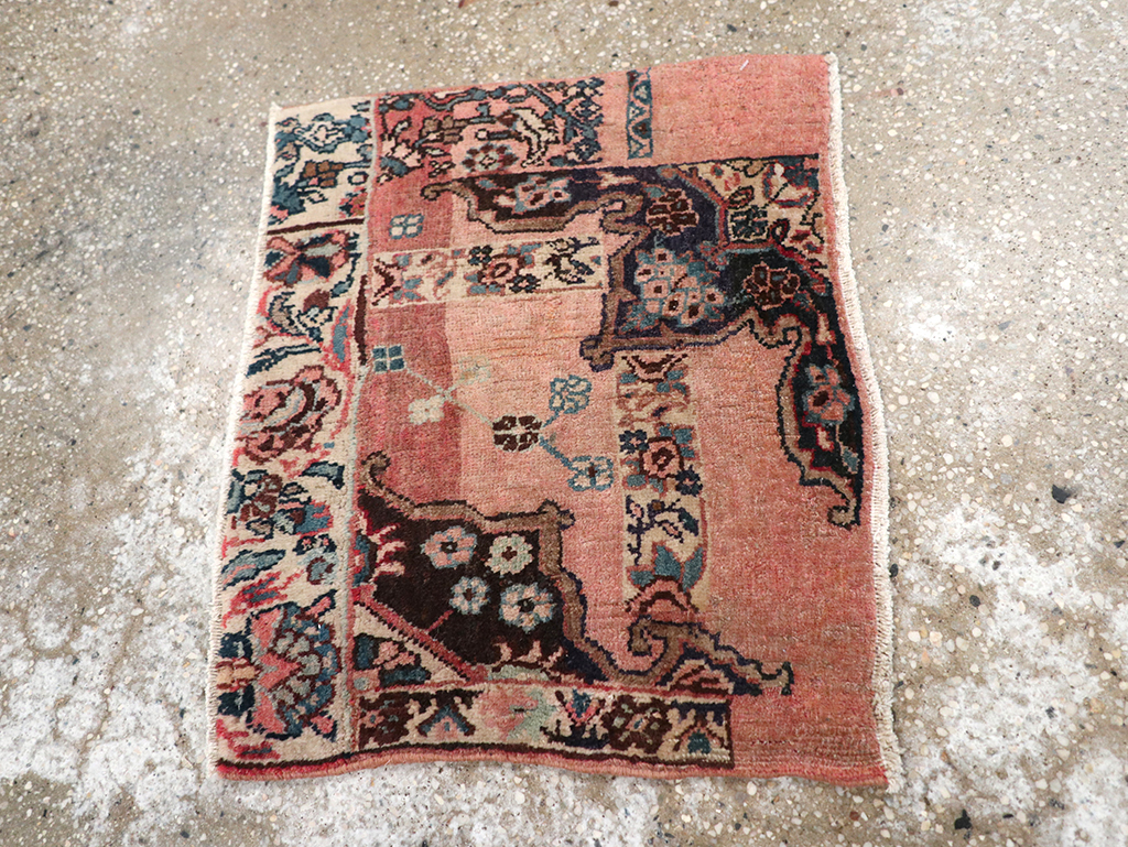 Vintage Persian Bidjar Rug, No.24348 - Galerie Shabab