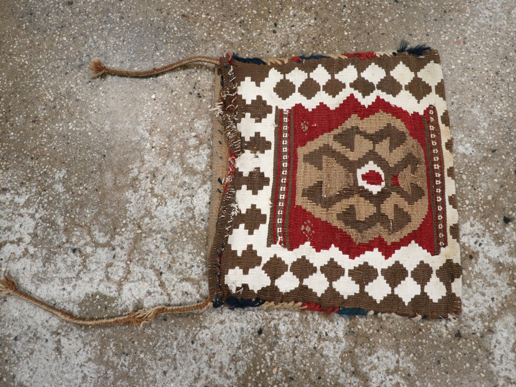 Vintage Persian Flatweave Kilim Bag, No.24349 - Galerie Shabab