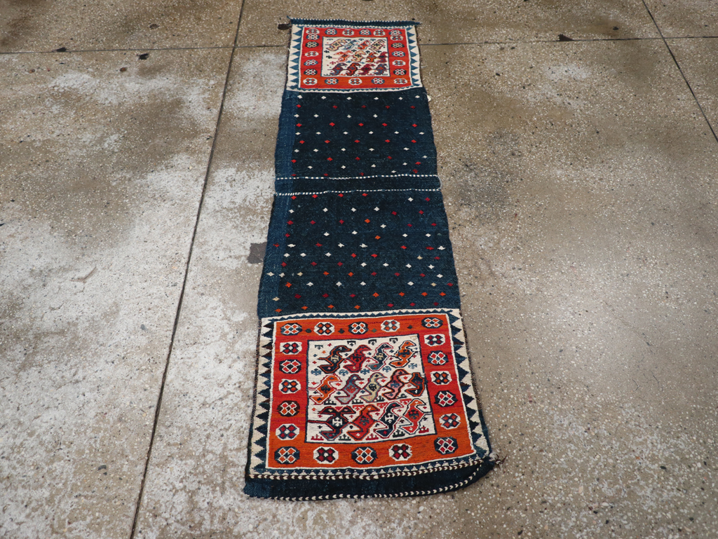 Vintage Persian Soumak Bag, No.24350 - Galerie Shabab