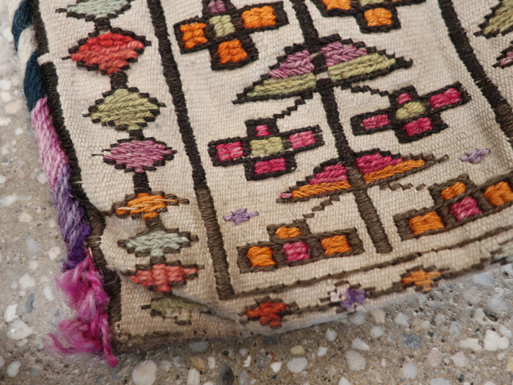 Vintage Persian Saddlebag (Khorjin), No.24357 - Galerie Shabab