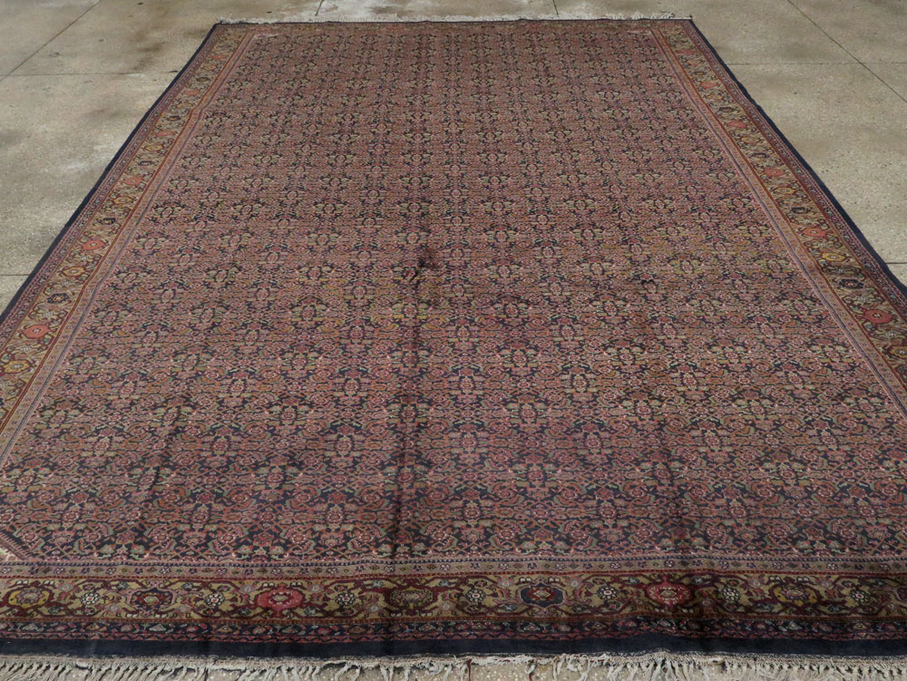 Antique Indian Lahore Carpet, No.24362 - Galerie Shabab