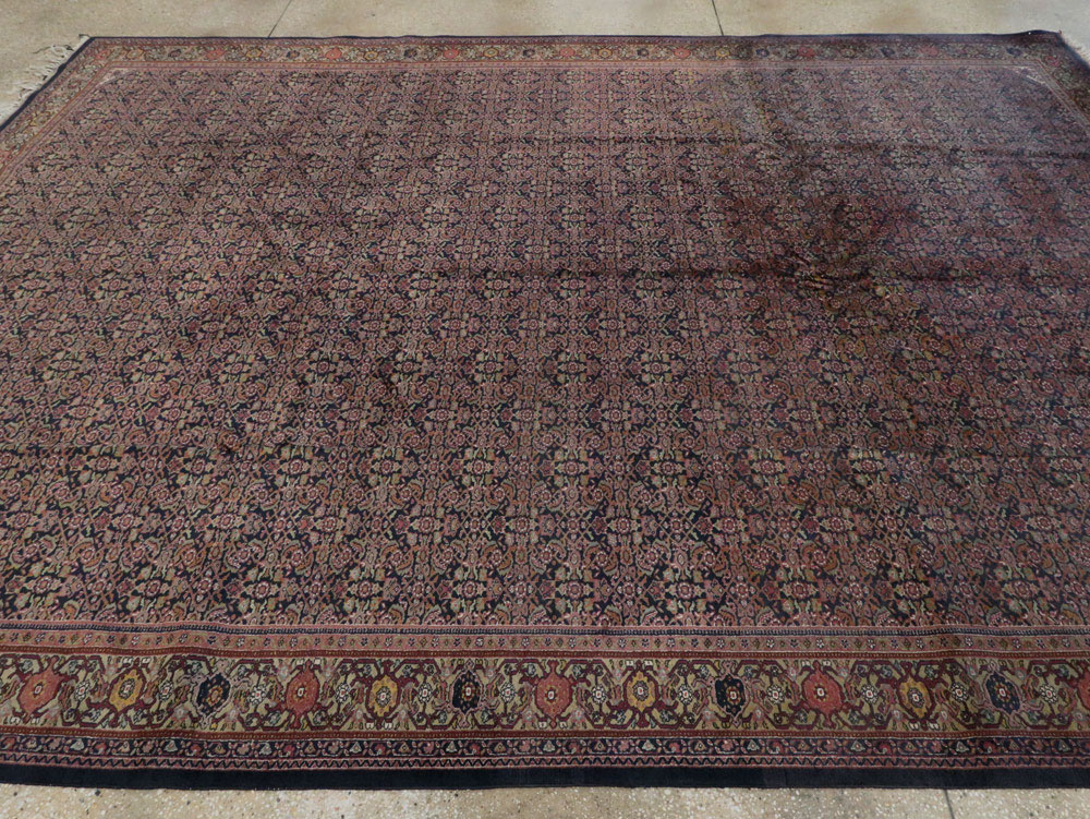 Antique Indian Lahore Carpet, No.24362 - Galerie Shabab