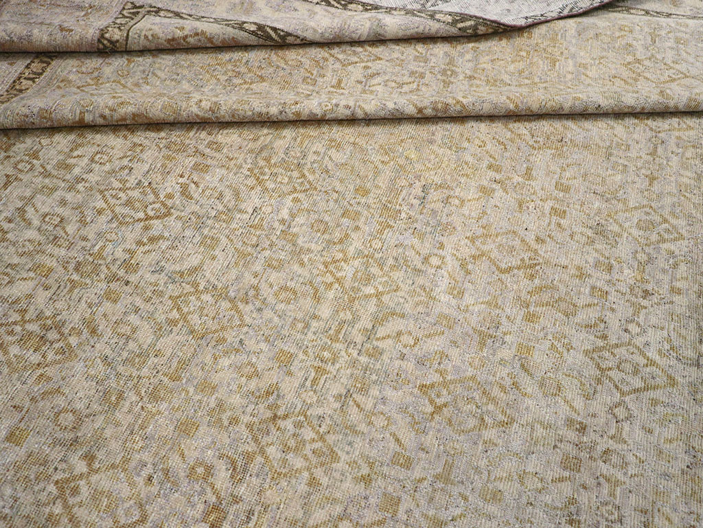 Antique Persian Malayer Oversize Carpet, No.24369 - Galerie Shabab