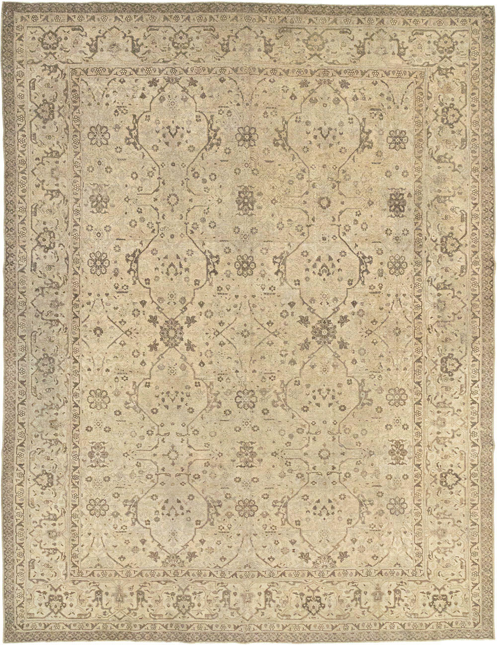 Antique Persian Tabriz Room Size Carpet, No.24379 - Galerie Shabab