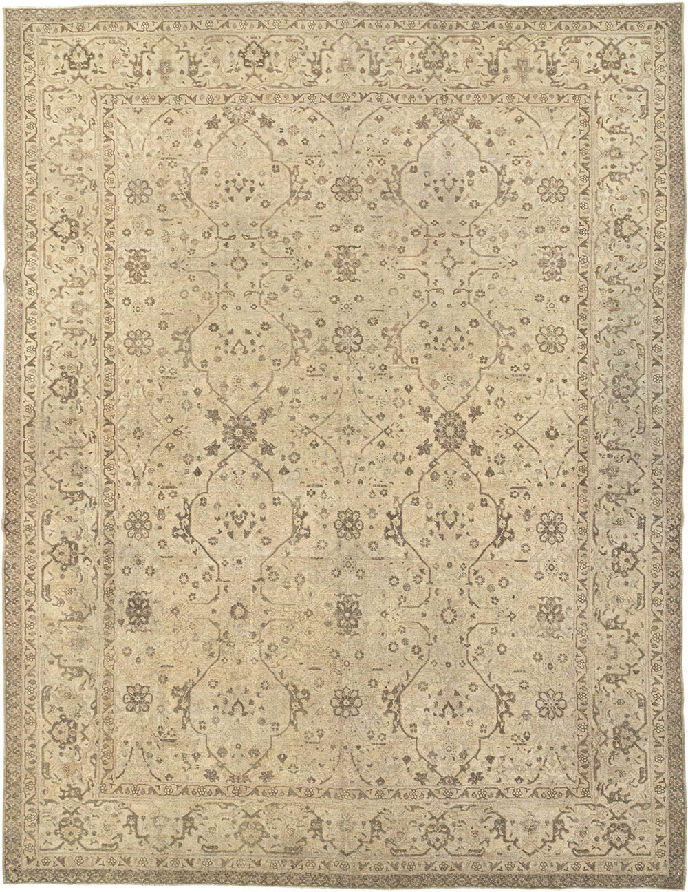 Antique Persian Tabriz Room Size Carpet, No.24379 - Galerie Shabab