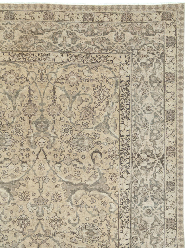 Antique Persian Tabriz Carpet, No.24389 - Galerie Shabab