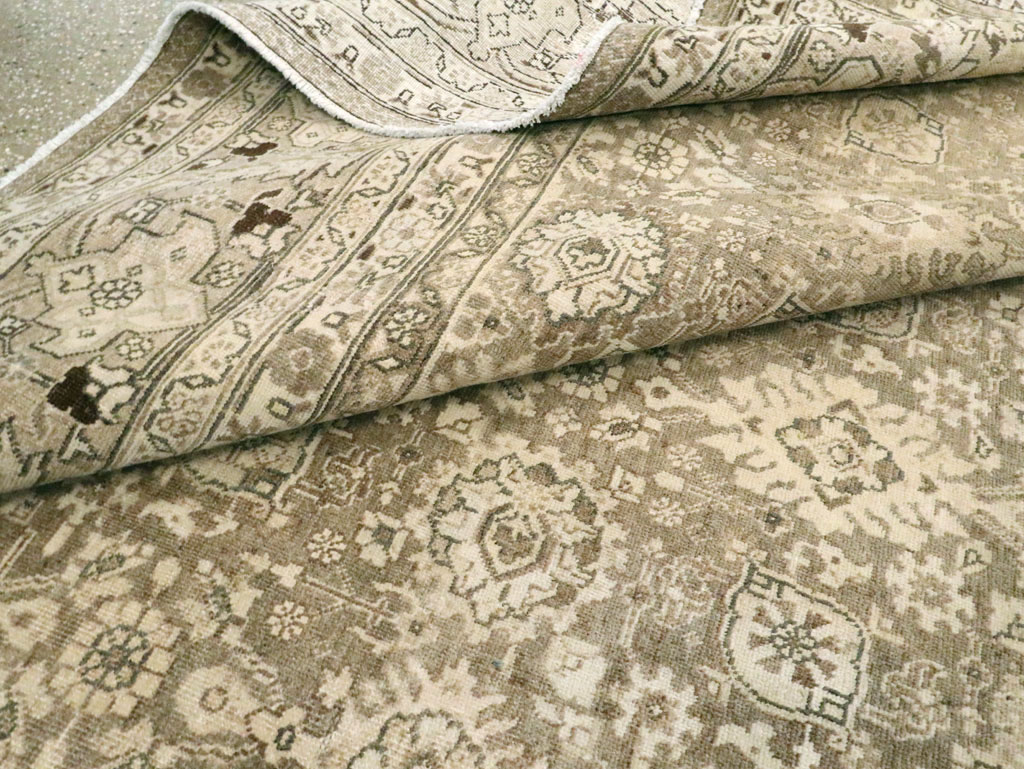 Vintage Persian Tabriz Room Size Carpet, No.24390 - Galerie Shabab