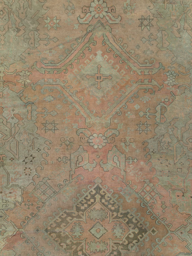 Antique Turkish Oushak Carpet, No.24398 - Galerie Shabab