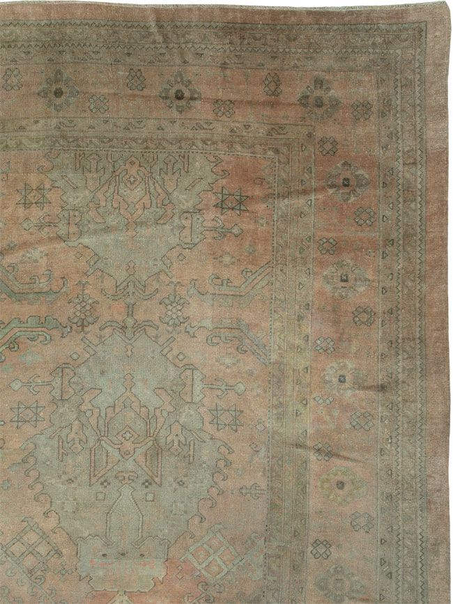 Antique Turkish Oushak Carpet, No.24398 - Galerie Shabab