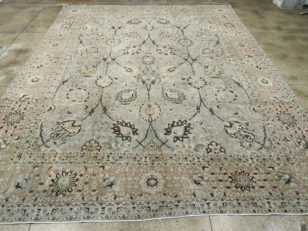 Antique Persian Tabriz Carpet, No.24400 - Galerie Shabab