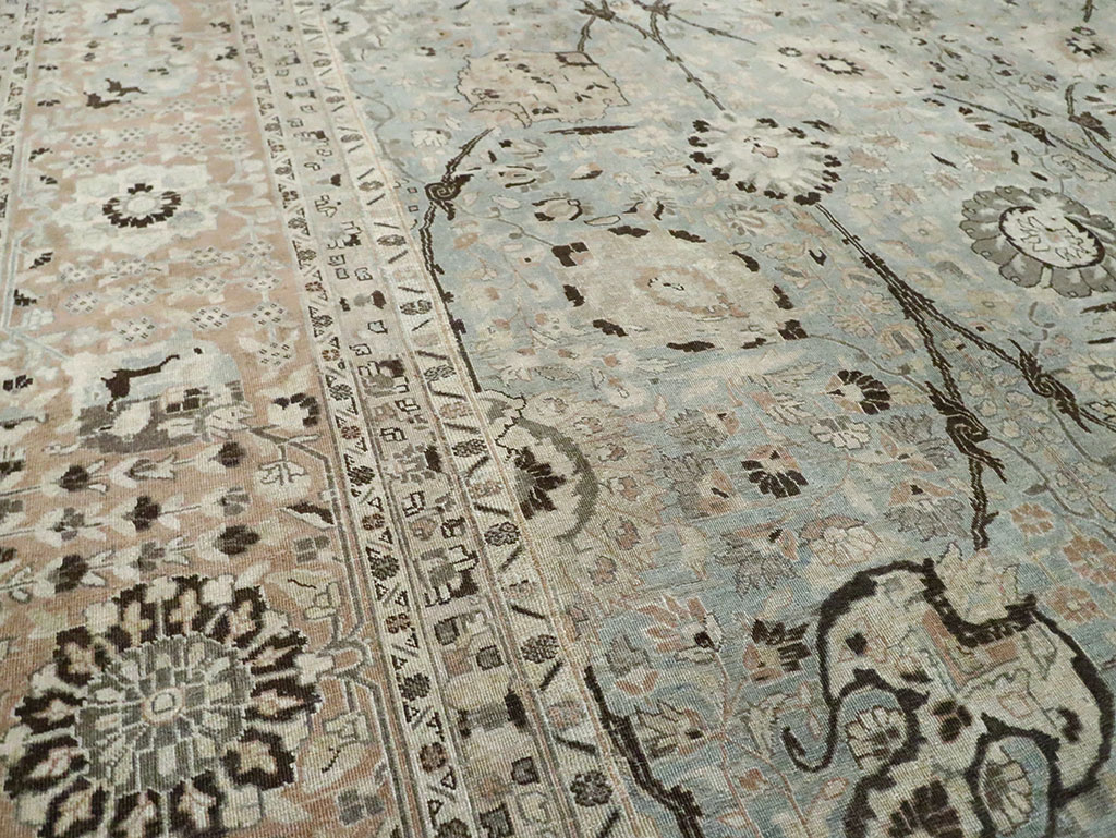 Antique Persian Tabriz Carpet, No.24400 - Galerie Shabab