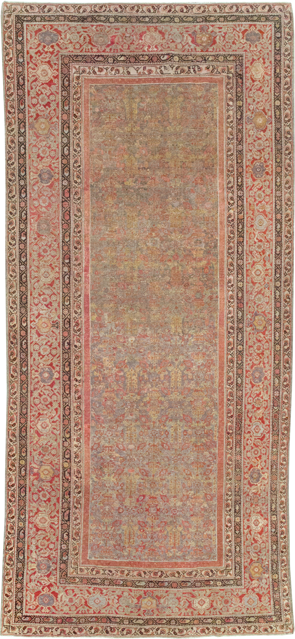 Antique Persian Mahal Gallery Carpet, No.24410 - Galerie Shabab