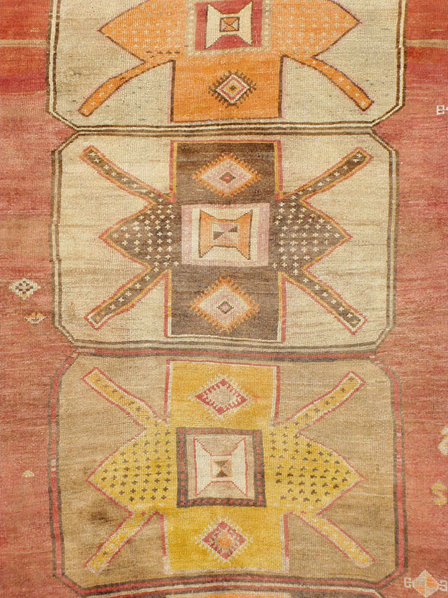 Vintage Turkish Anatolian Carpet, No.24416 - Galerie Shabab