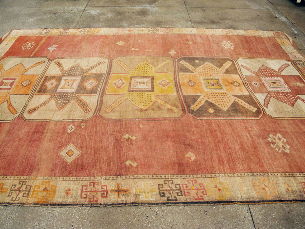 Vintage Turkish Anatolian Carpet, No.24416 - Galerie Shabab