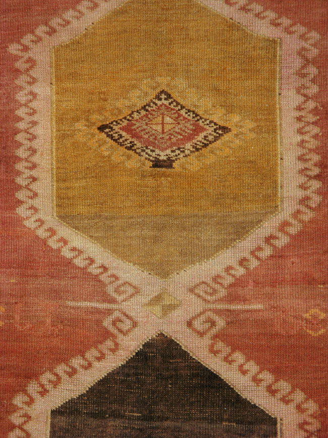 Vintage Anatolian Carpet, No.24425 - Galerie Shabab