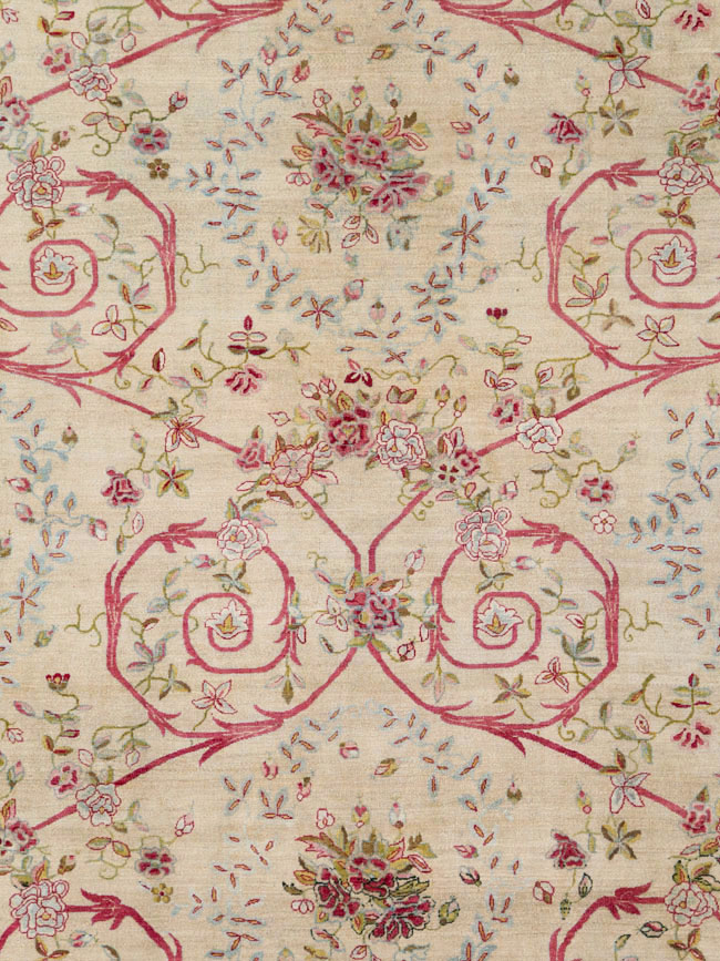 Antique Persian Sarouk Carpet, No.24433 - Galerie Shabab