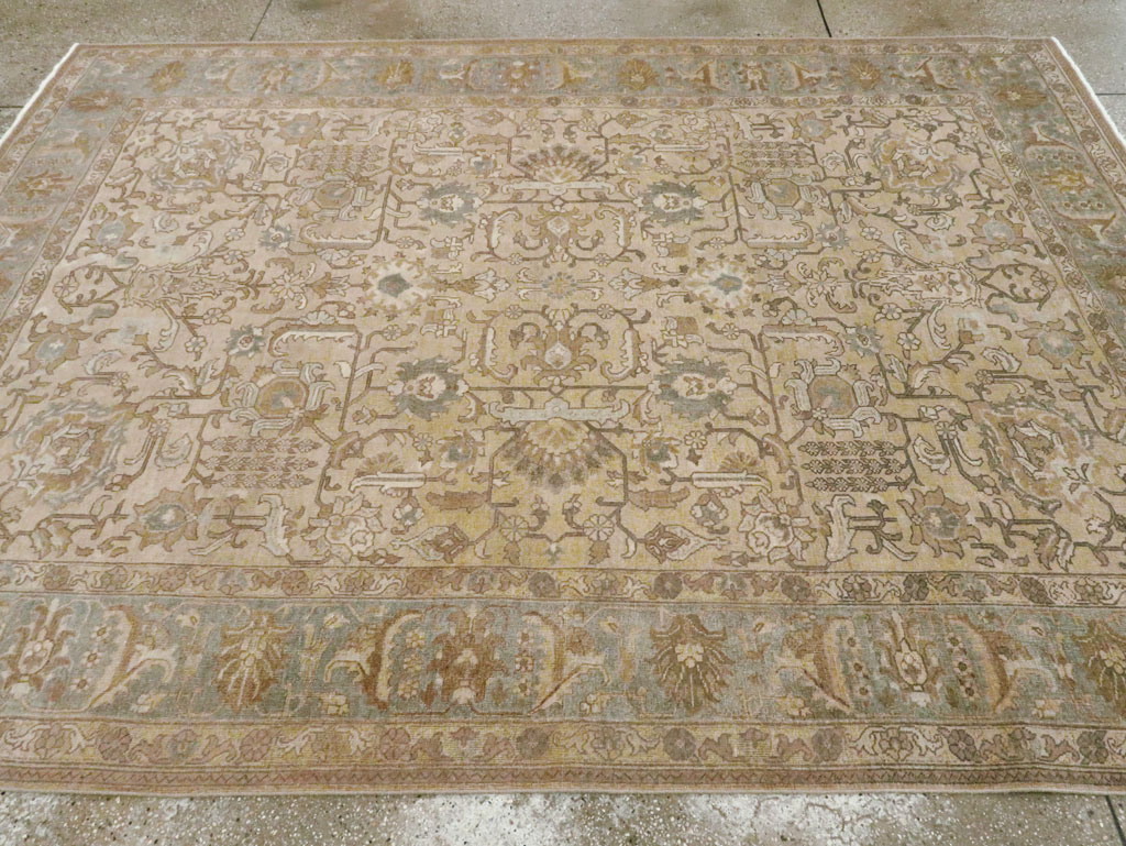 Vintage Persian Tabriz Accent Carpet, No.24440 - Galerie Shabab