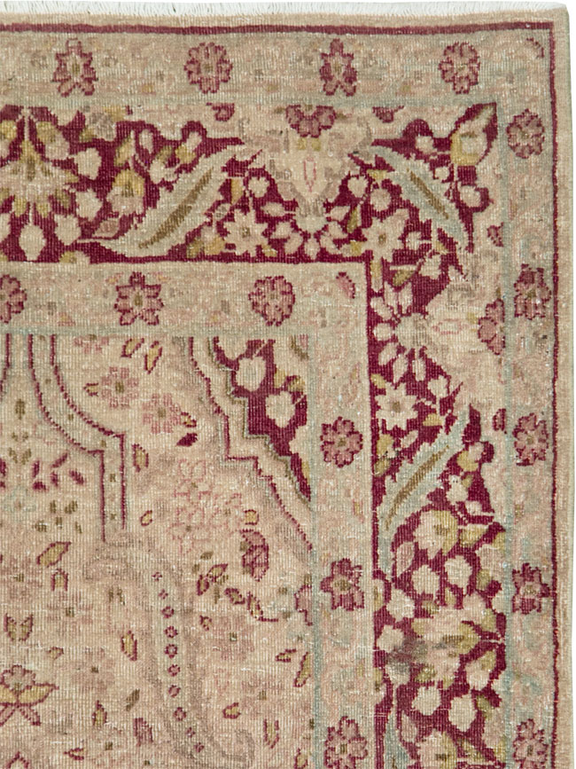 Antique Persian Tabriz Accent Rug, No.24442 - Galerie Shabab