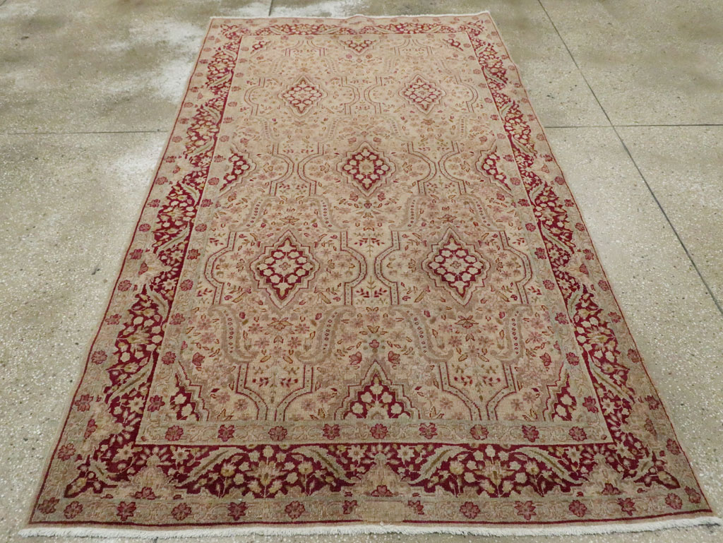 Antique Persian Tabriz Accent Rug, No.24442 - Galerie Shabab