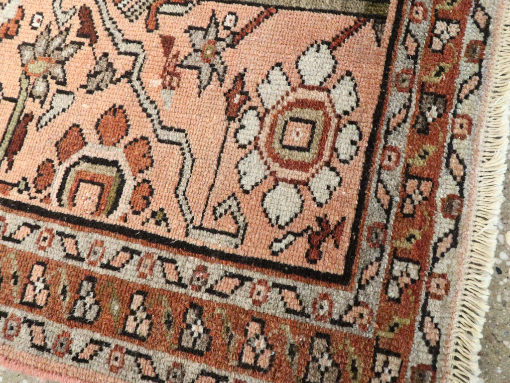Vintage Persian Malayer Throw Rug, No.24447 - Galerie Shabab
