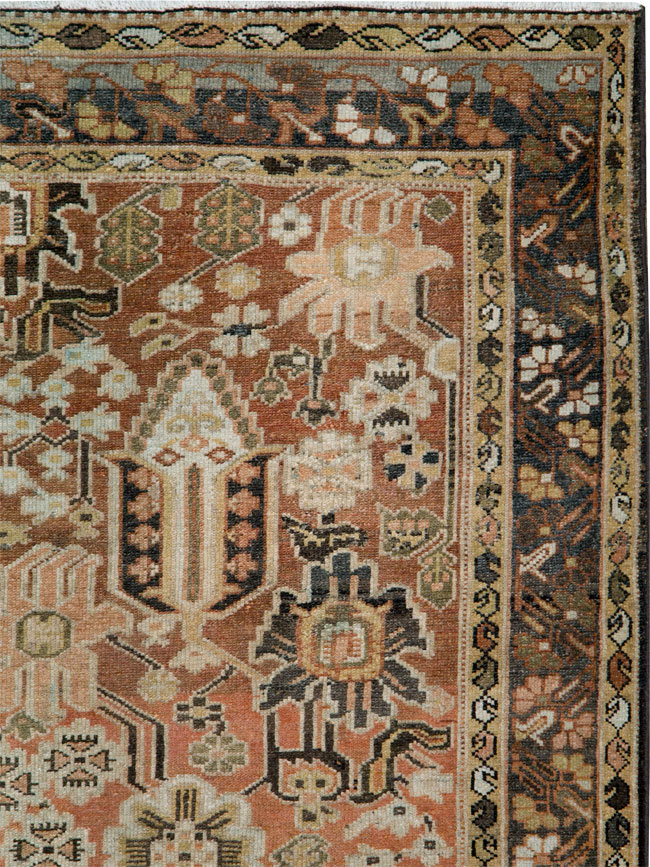 Antique Persian Bakhtiari Gallery Carpet, No.24455 - Galerie Shabab