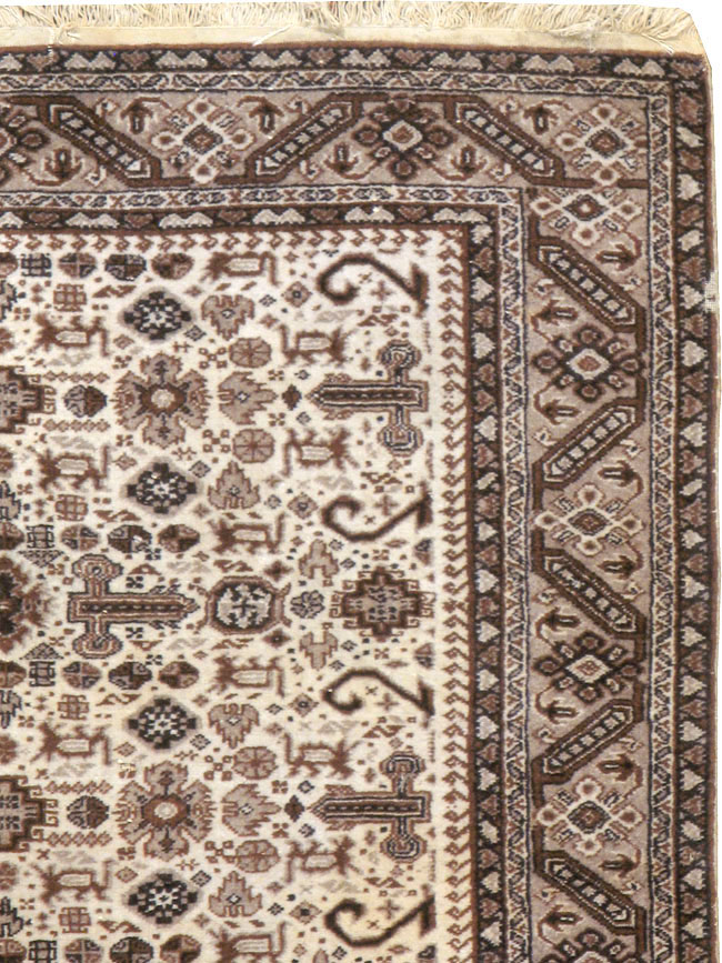 Vintage Persian Tabriz Rug, No.24463 - Galerie Shabab