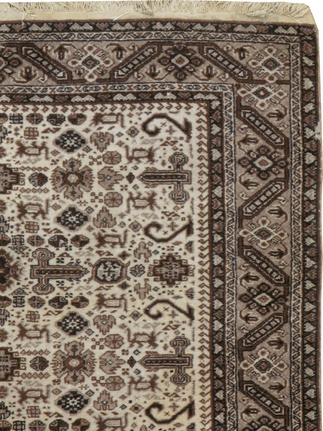Vintage Persian Tabriz Rug, No.24463 - Galerie Shabab
