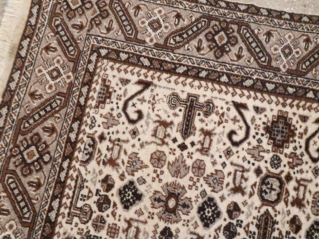 Vintage Persian Tabriz Rug, No.24463 - Galerie Shabab