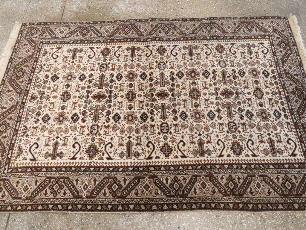 Vintage Persian Tabriz Rug, No.24463 - Galerie Shabab
