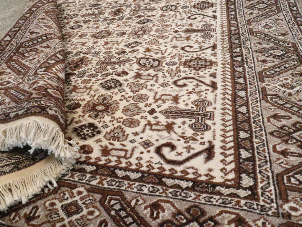 Vintage Persian Tabriz Rug, No.24463 - Galerie Shabab