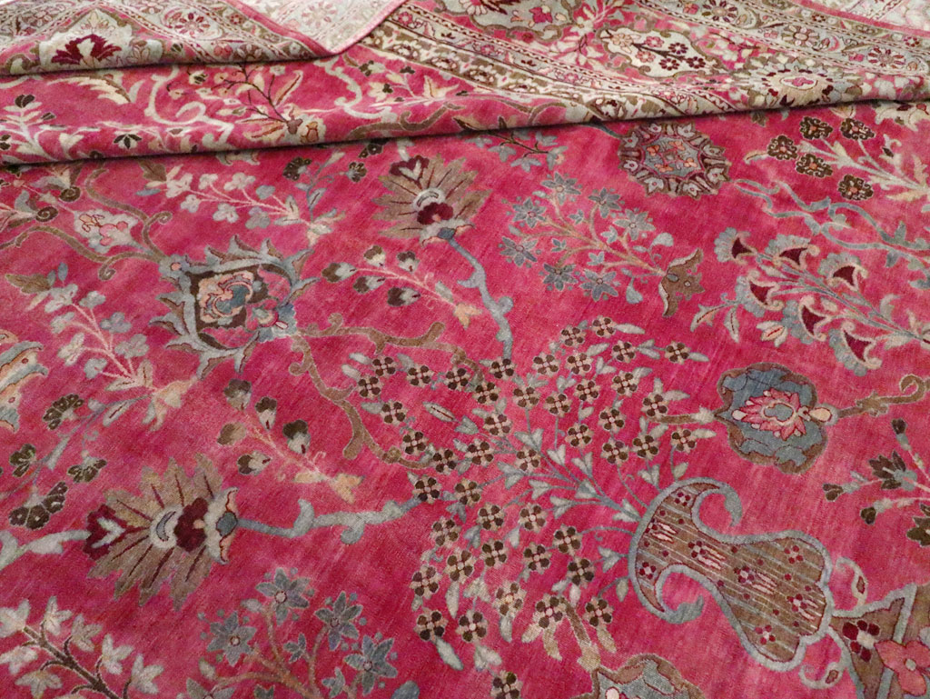 Antique Persian Lavar Kerman Carpet, No.24471 - Galerie Shabab