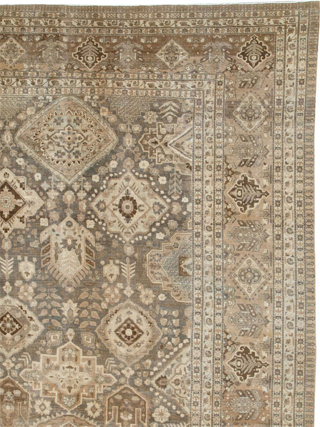 Antique Persian Tabriz Carpet, No.24472 - Galerie Shabab
