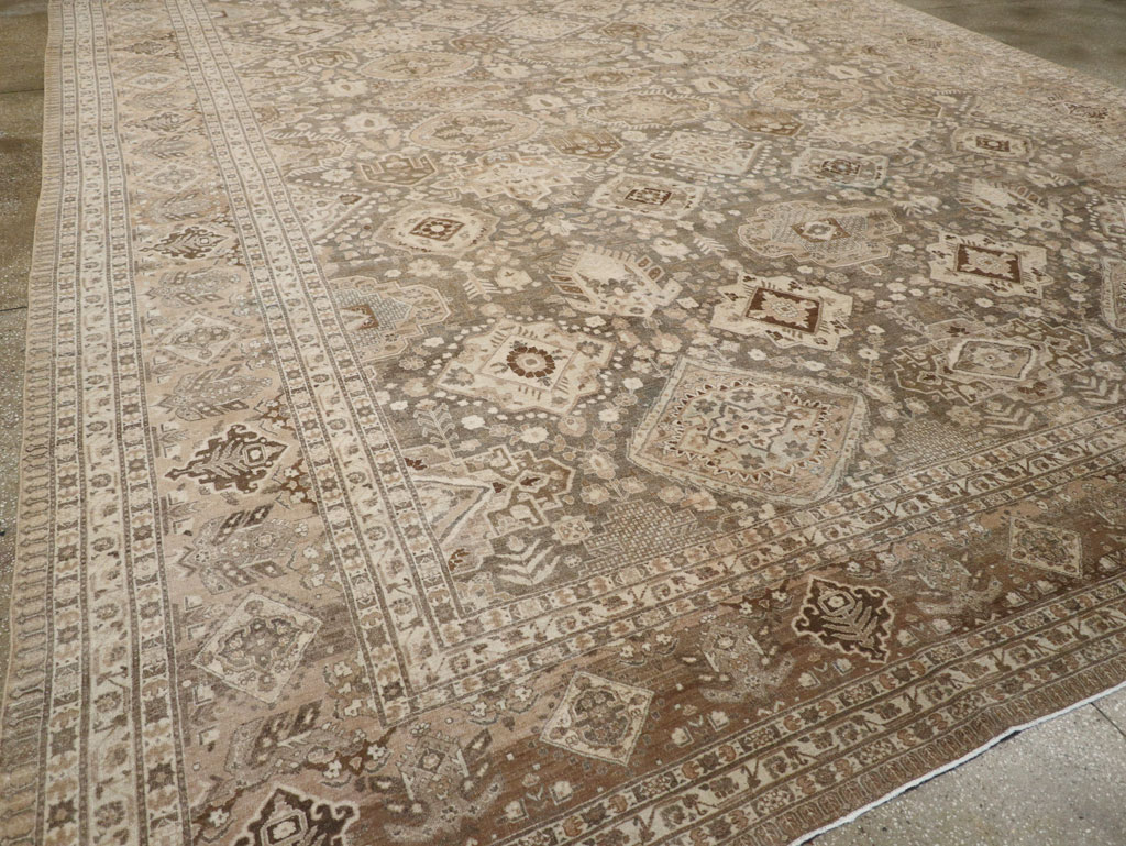 Antique Persian Tabriz Carpet, No.24472 - Galerie Shabab