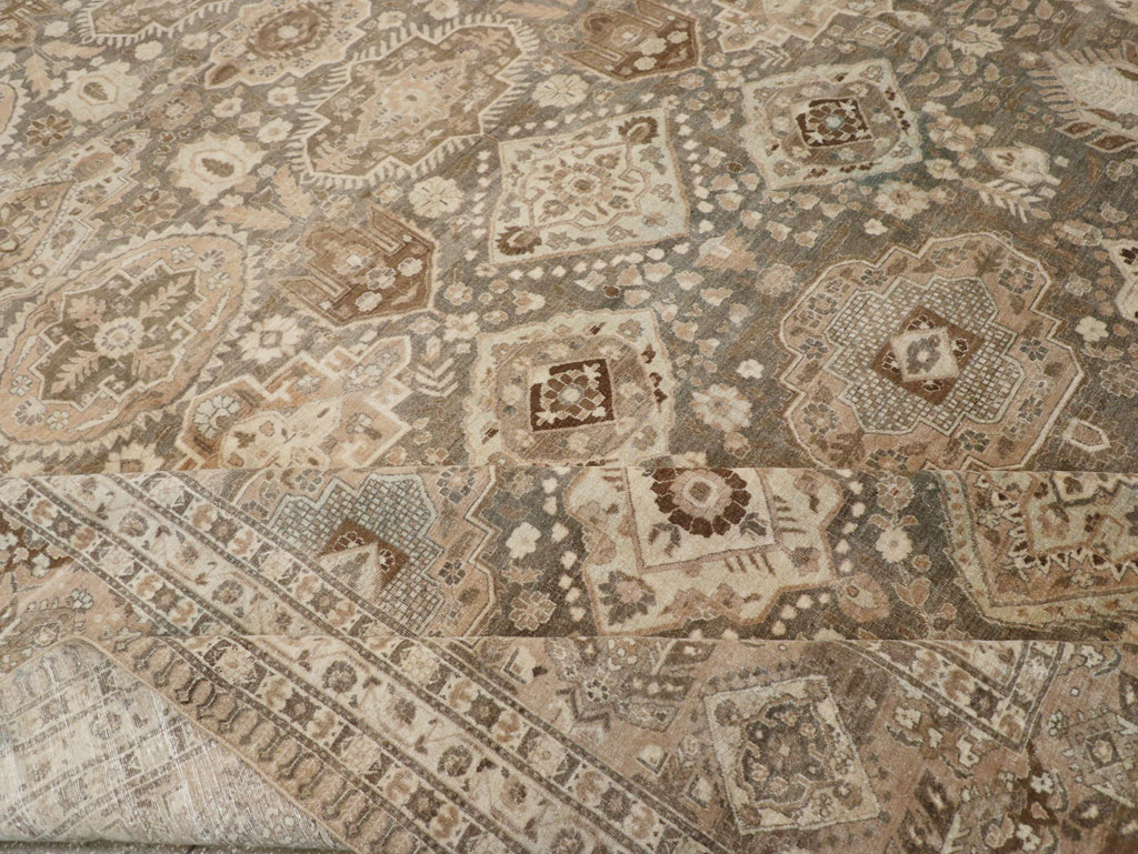 Antique Persian Tabriz Carpet, No.24472 - Galerie Shabab