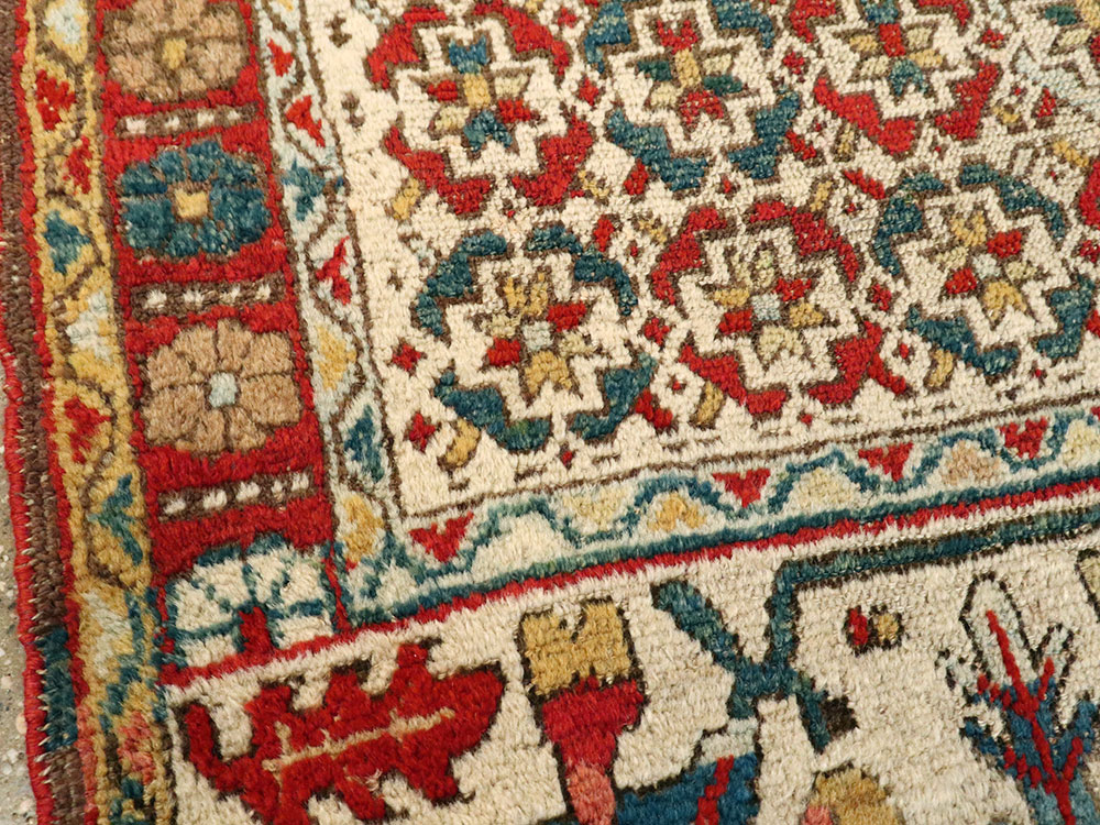 Antique Persian Kurd Bidjar Rug, No.24473 - Galerie Shabab