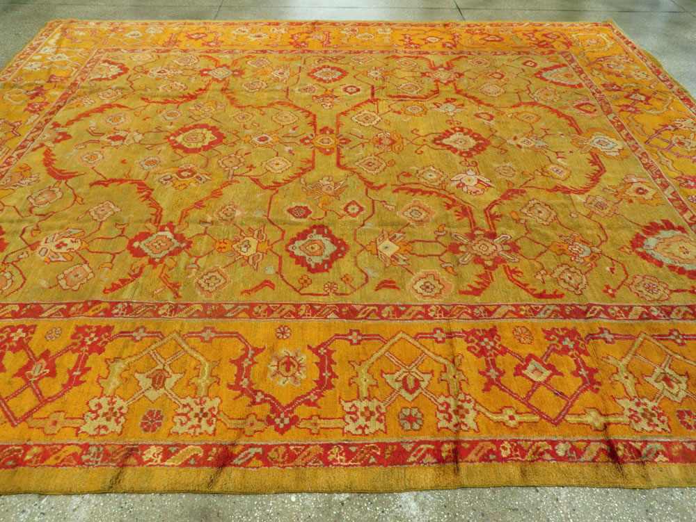 Antique Turkish Oushak Carpet, No.24476 - Galerie Shabab