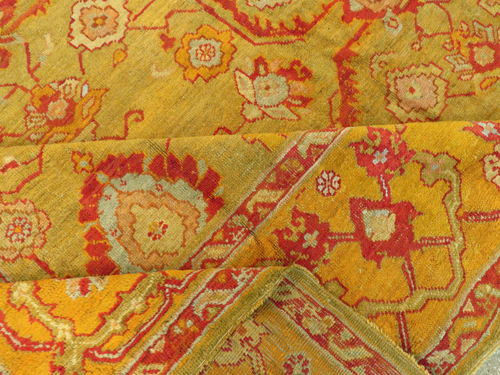 Antique Turkish Oushak Carpet, No.24476 - Galerie Shabab