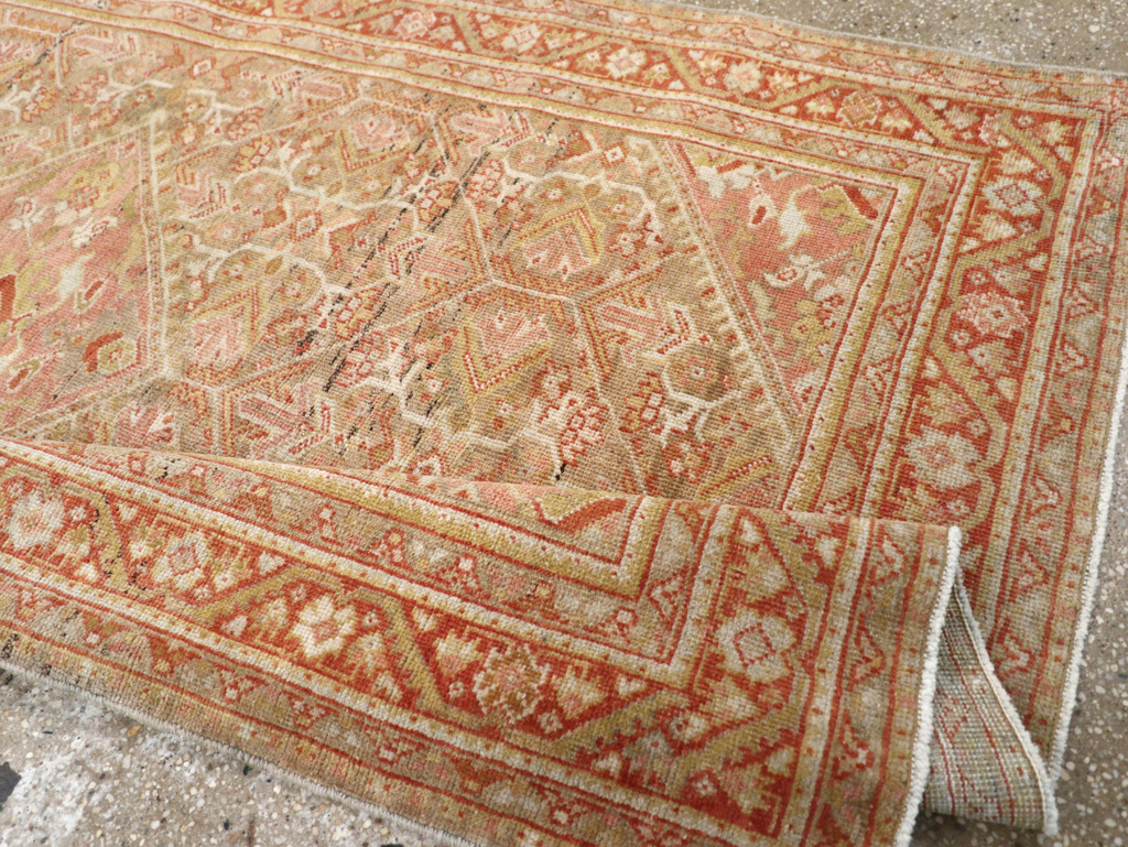 Antique Persian Mahal Rug, No.24480 - Galerie Shabab