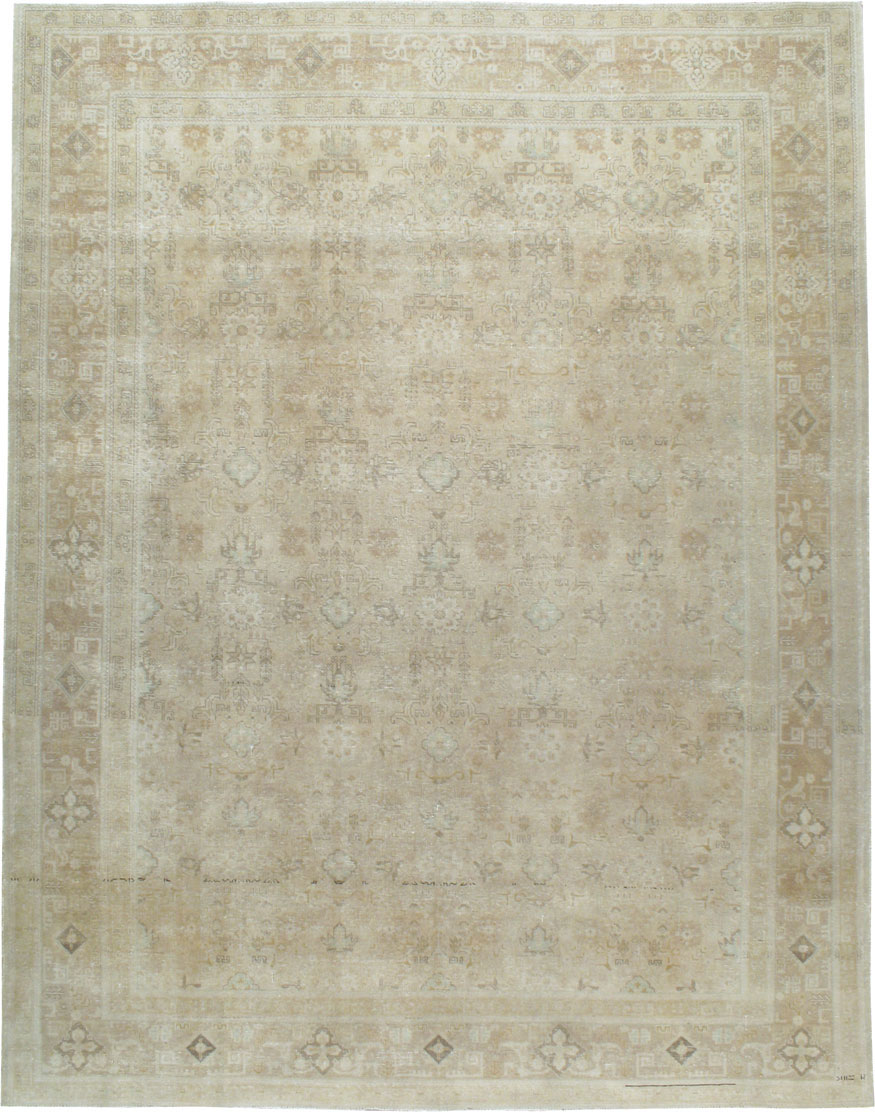 Vintage Turkish Sivas Carpet, No.24490 - Galerie Shabab