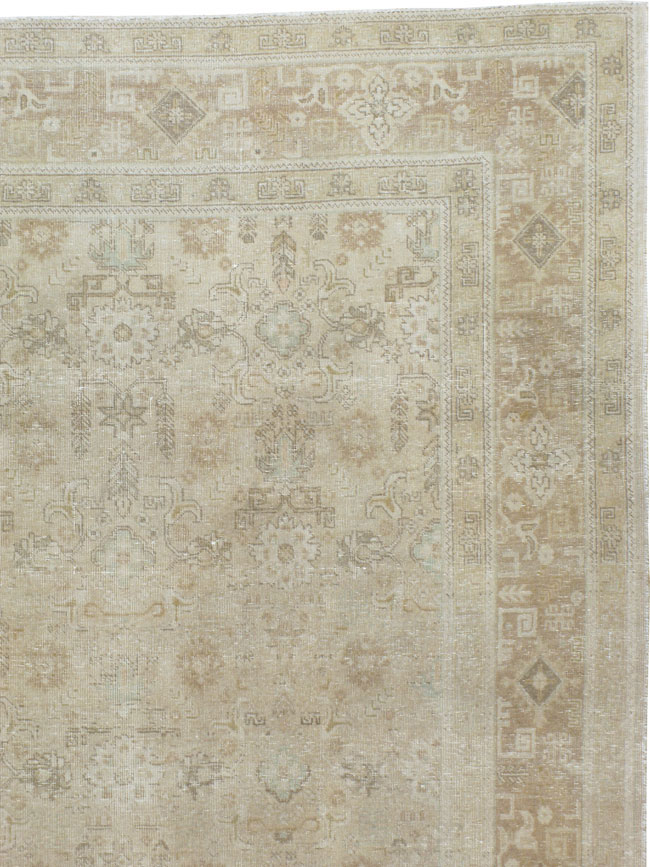 Vintage Turkish Sivas Carpet, No.24490 - Galerie Shabab