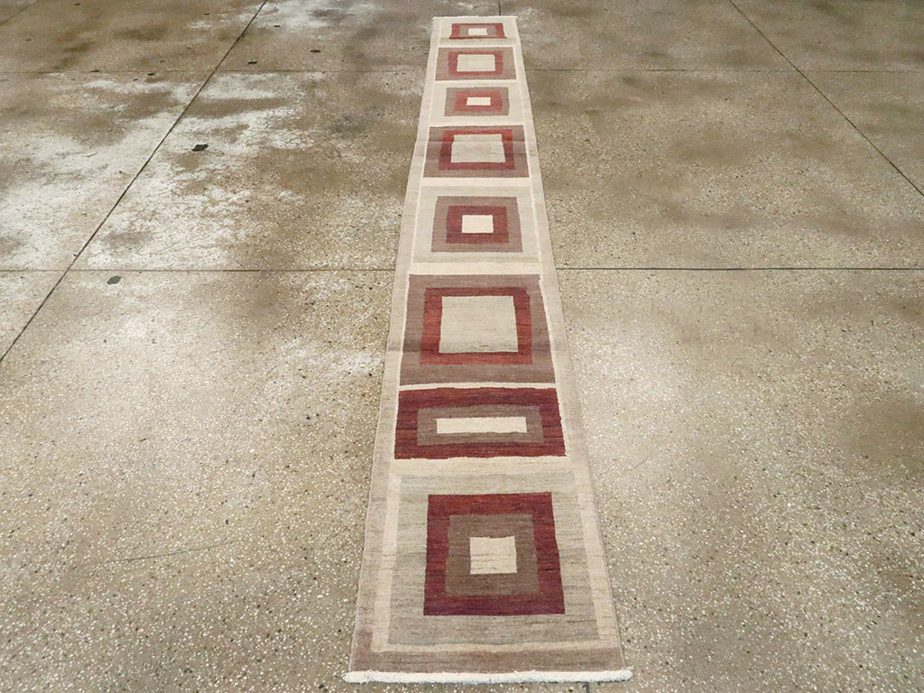Modern Persian Tabriz Runner, No.24495 - Galerie Shabab