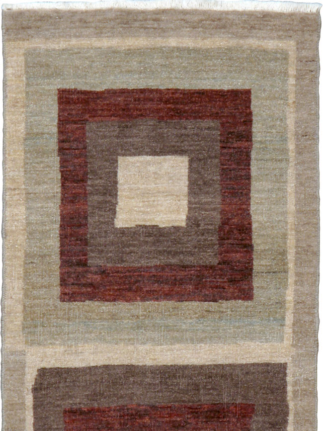 Modern Persian Tabriz Runner, No.24496 - Galerie Shabab