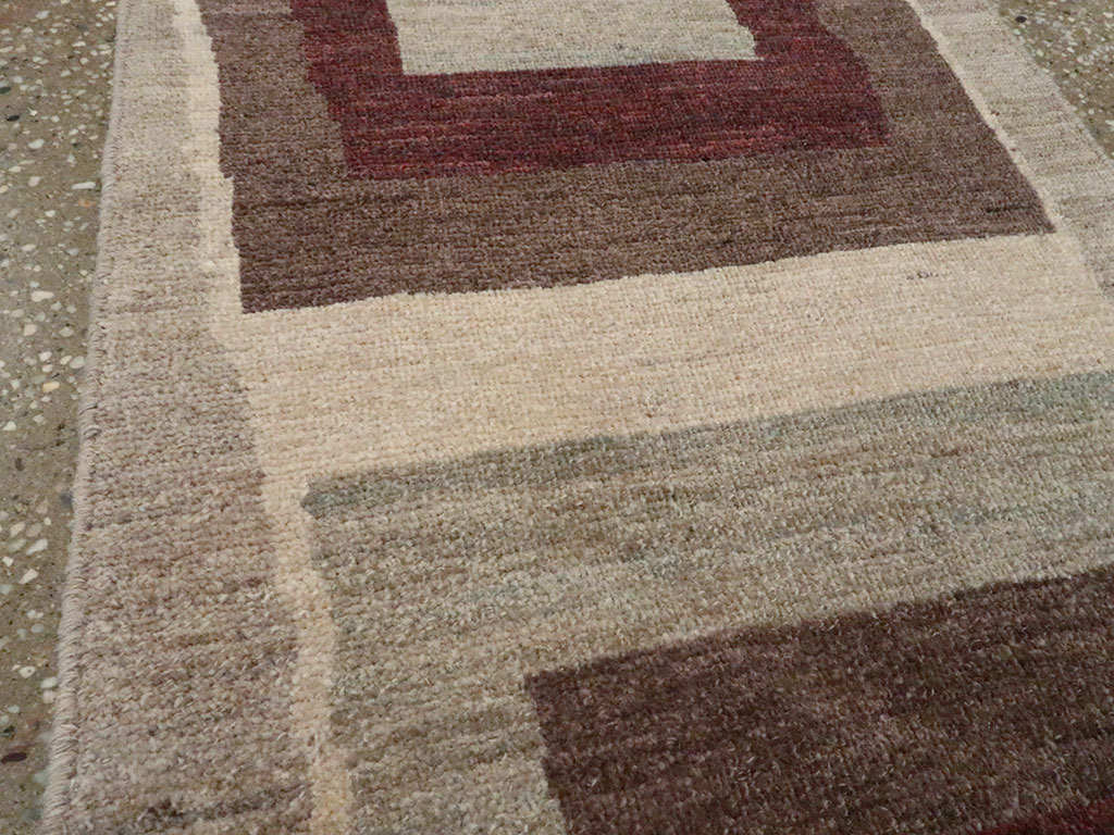 Modern Persian Tabriz Runner, No.24496 - Galerie Shabab