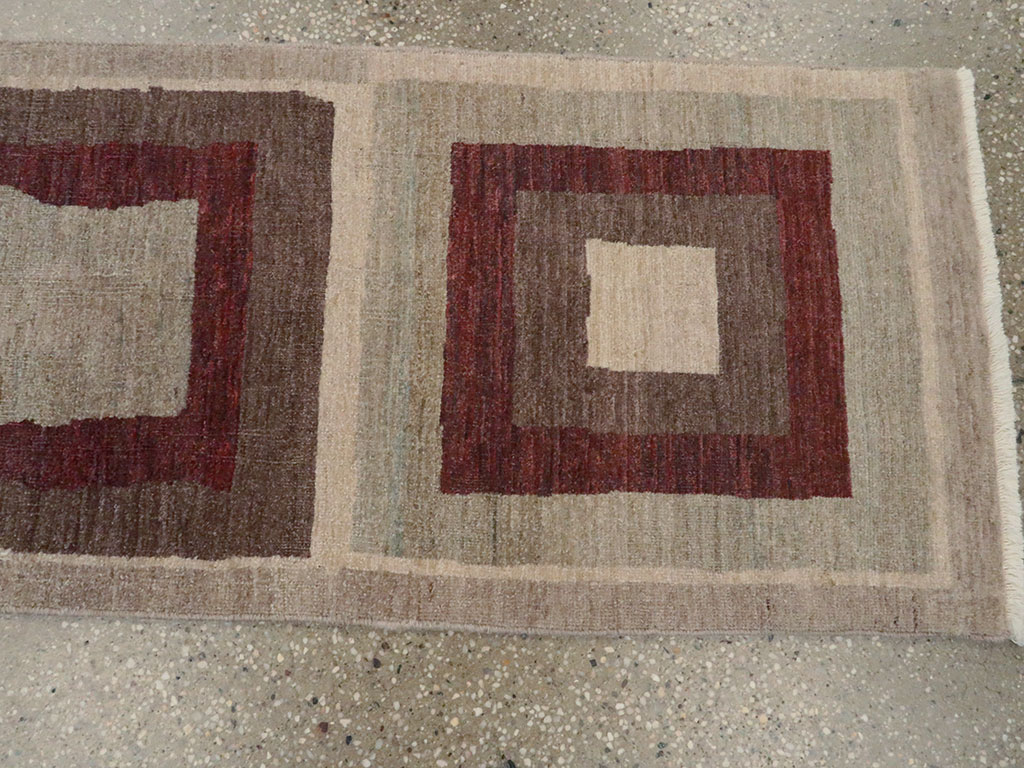 Modern Persian Tabriz Runner, No.24496 - Galerie Shabab